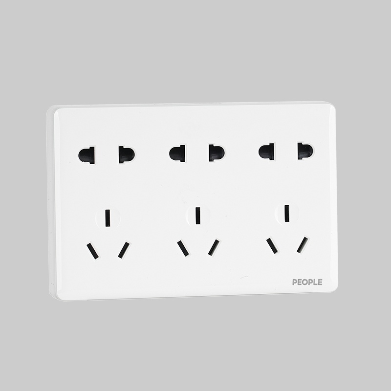 南宫NG·28相信品牌力量⼗五孔插座(RM6) 